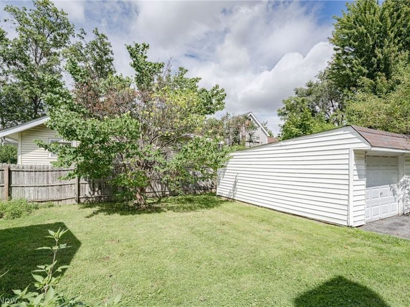 14218 Viola Avenue, Cleveland, OH 44111 Photo 19