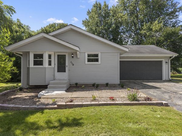 110 Poseidon Lane SW, Poplar Grove, IL 61065