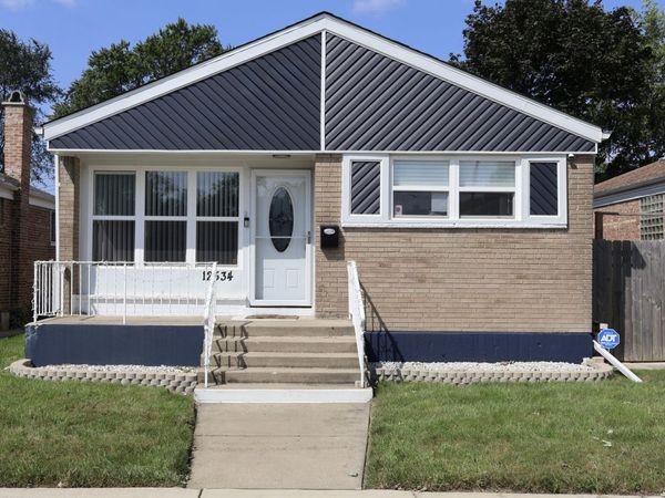 12534 S Lincoln Street , Calumet Park, IL 60827
