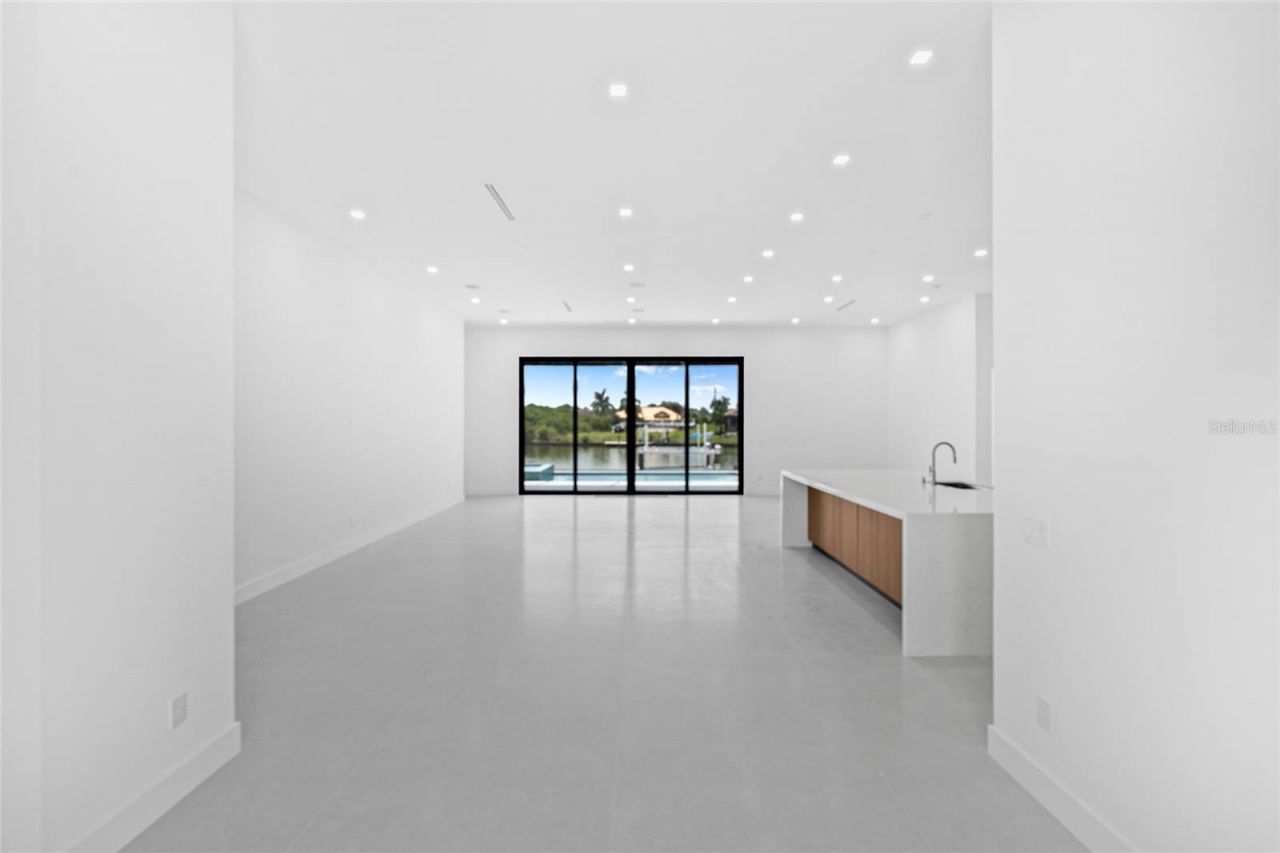 8124 Tecumseh Circle, Port Charlotte, FL 33981 Photo