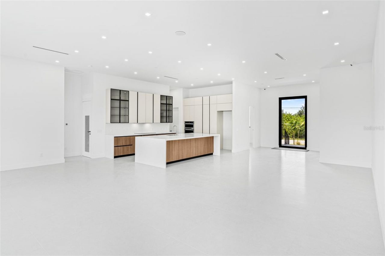 8124 Tecumseh Circle, Port Charlotte, FL 33981 Photo