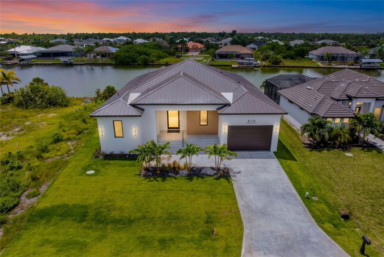 8124 Tecumseh Circle, Port Charlotte, FL 33981 Photo