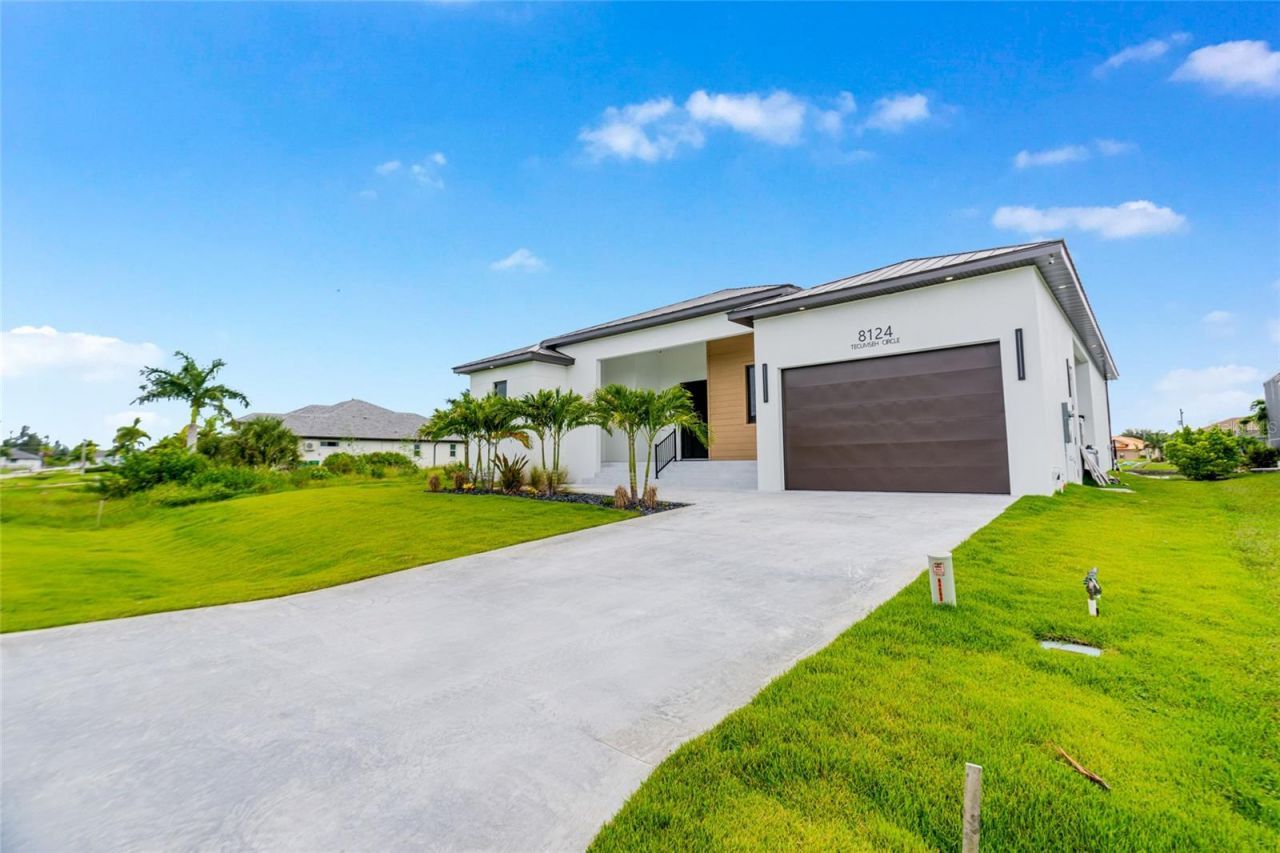 8124 Tecumseh Circle, Port Charlotte, FL 33981 Photo
