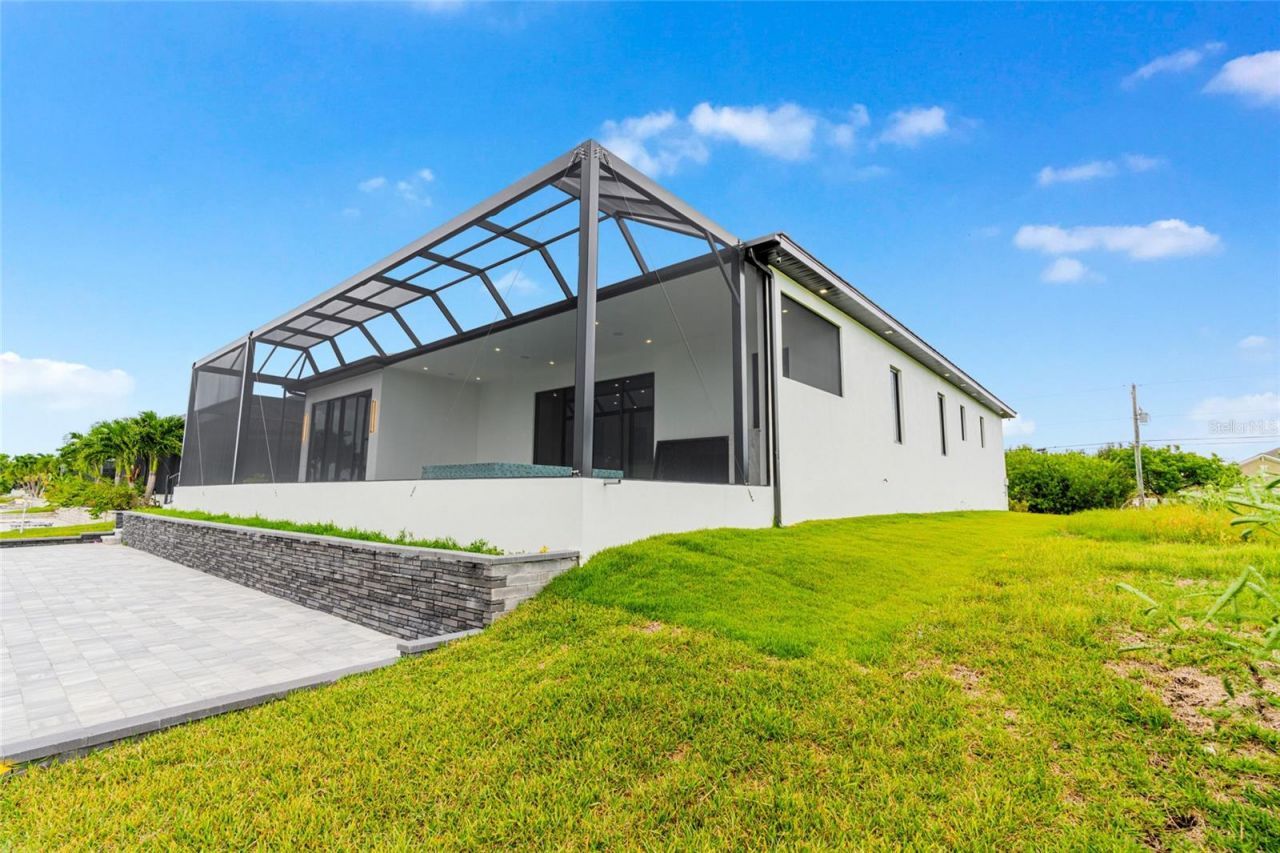 8124 Tecumseh Circle, Port Charlotte, FL 33981 Photo