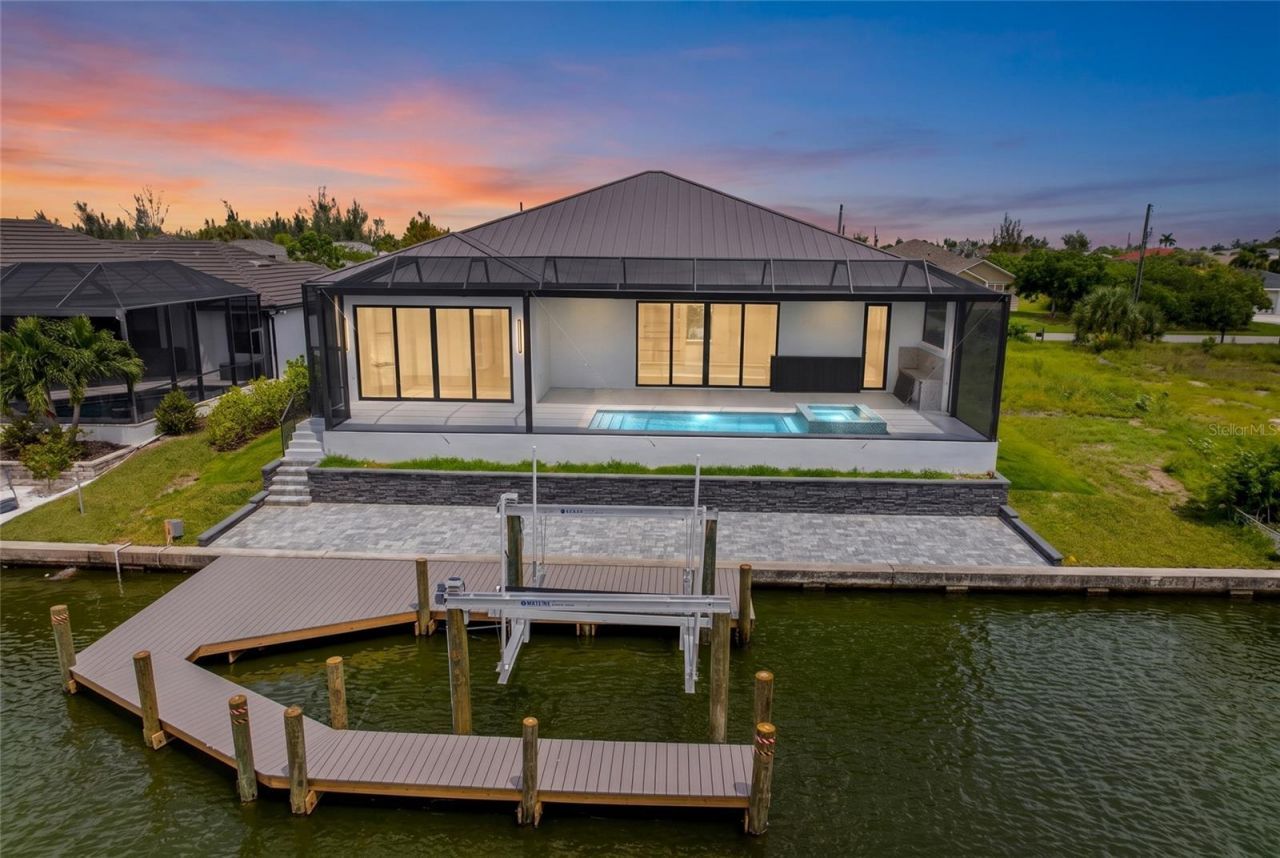 8124 Tecumseh Circle, Port Charlotte, FL 33981 Photo