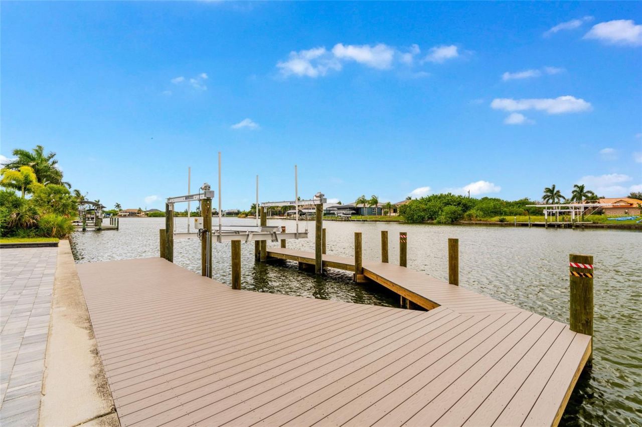 8124 Tecumseh Circle, Port Charlotte, FL 33981 Photo