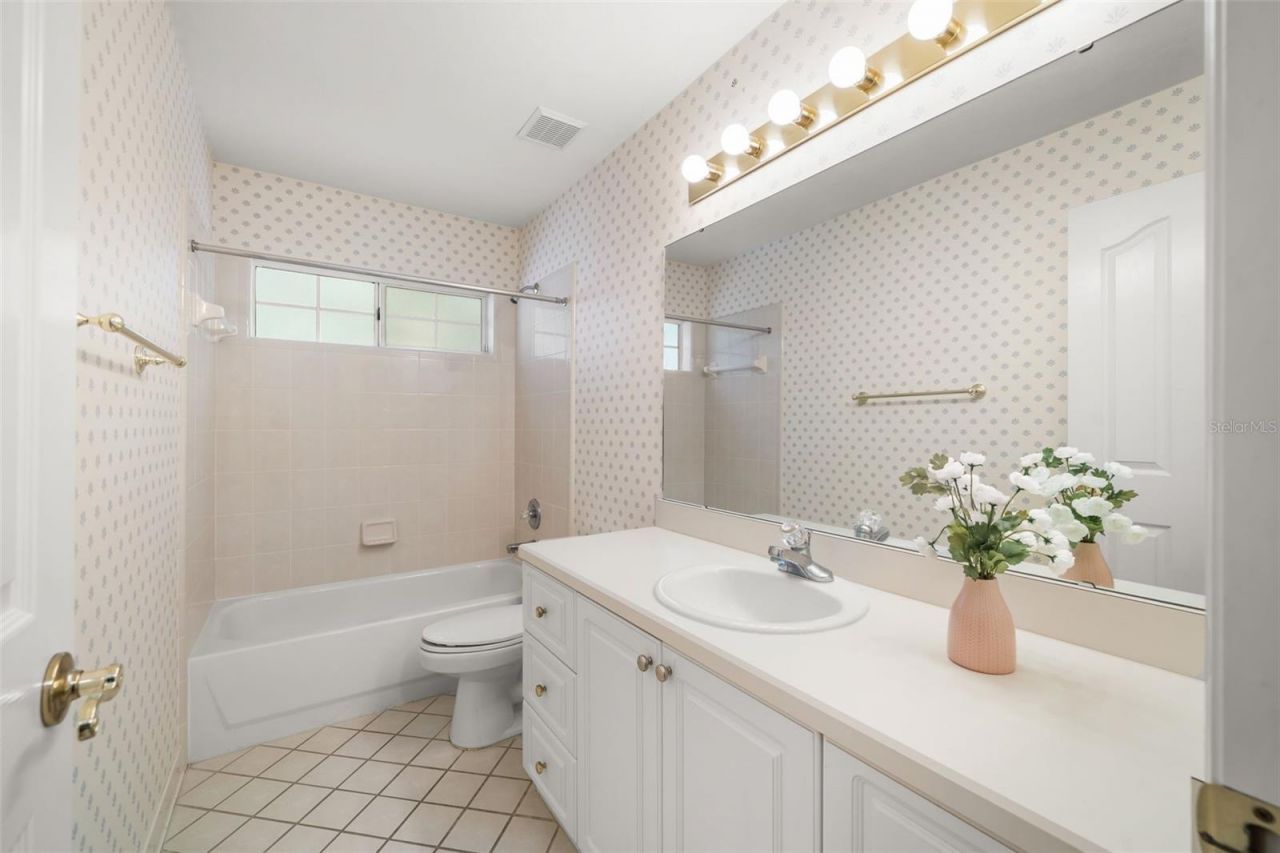 1703 SW 82nd Drive, Gainesville, FL 32607 Photo