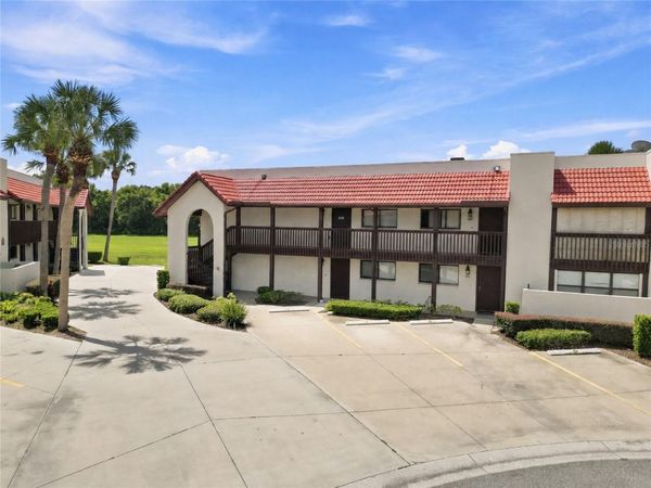 4201 VILLAGE COURT , Unit 4201 D-21, LAKE WALES, FL 33898