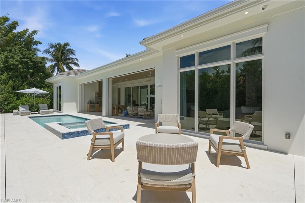 4865 Whispering Pine Way , Naples, FL 34103 Photo