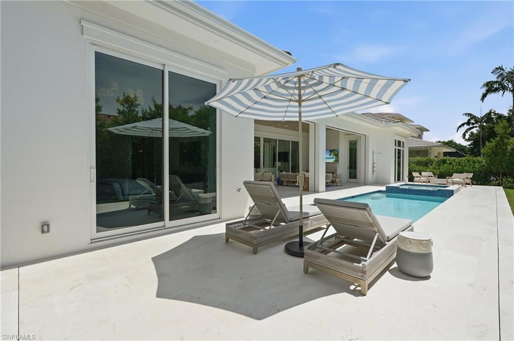 4865 Whispering Pine Way , Naples, FL 34103 Photo