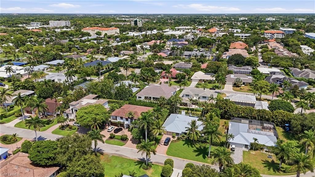 4865 Whispering Pine Way , Naples, FL 34103 Photo
