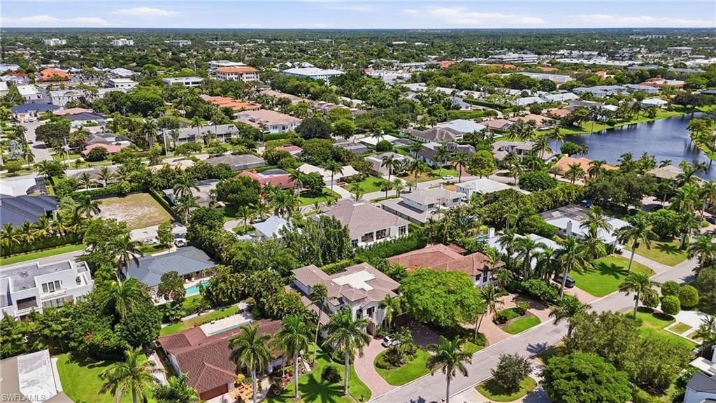 4865 Whispering Pine Way , Naples, FL 34103 Photo