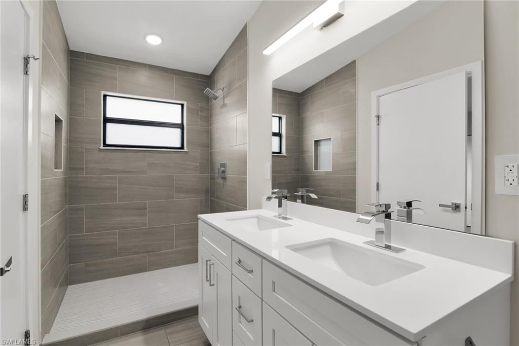 2505 Storter Ave, Naples, FL 34112 Photo