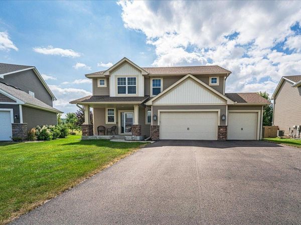 1968 Eagle Ridge Loop, Shakopee, MN 55379