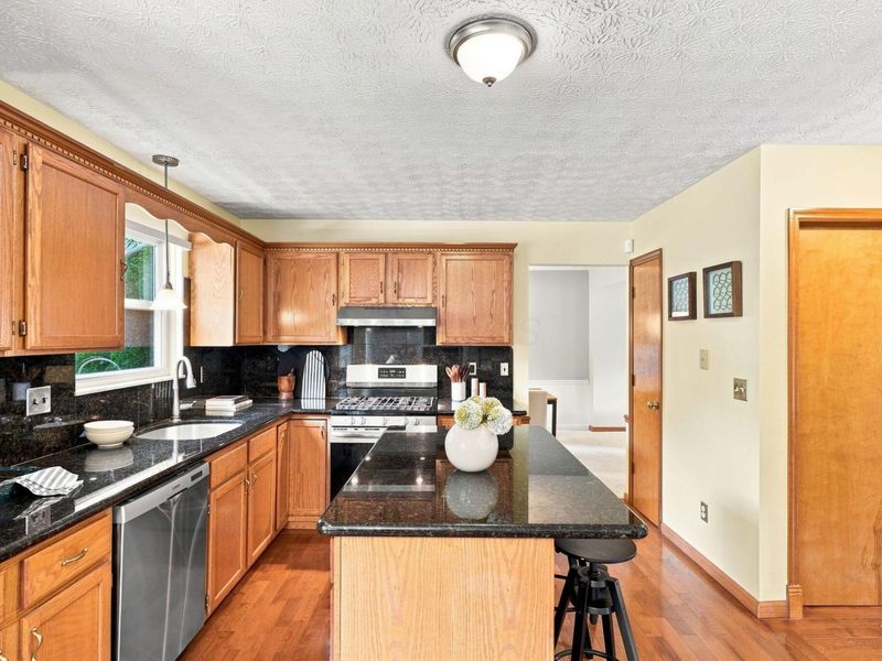 1438 Newell Court, Columbus, OH 43228 Photo 22