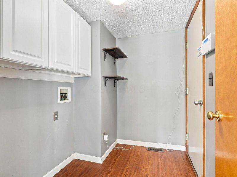 1438 Newell Court, Columbus, OH 43228 Photo 32