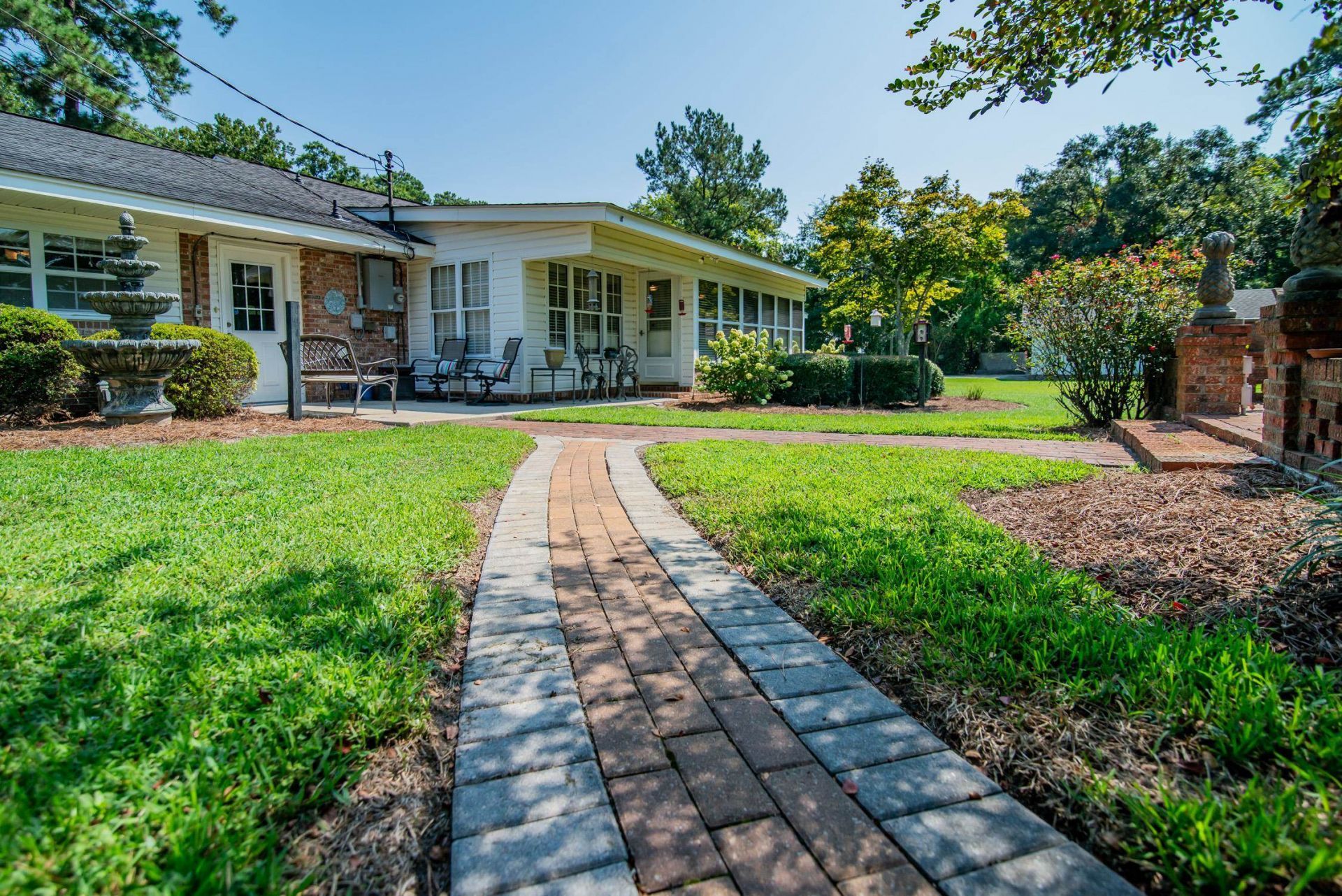 413 Loril St. Photo 17
