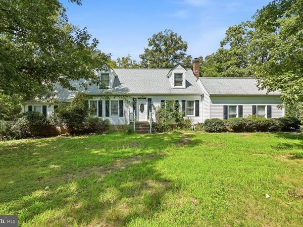 2 LORD FAIRFAX DRIVE, FREDERICKSBURG, VA 22405