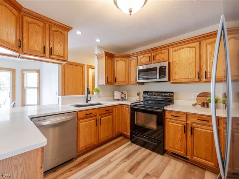 983 Nathan Drive, Kent, OH 44240 Photo 17