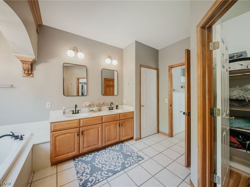 5573 Nettlecreek Avenue NW, Massillon, OH 44646 Photo 25