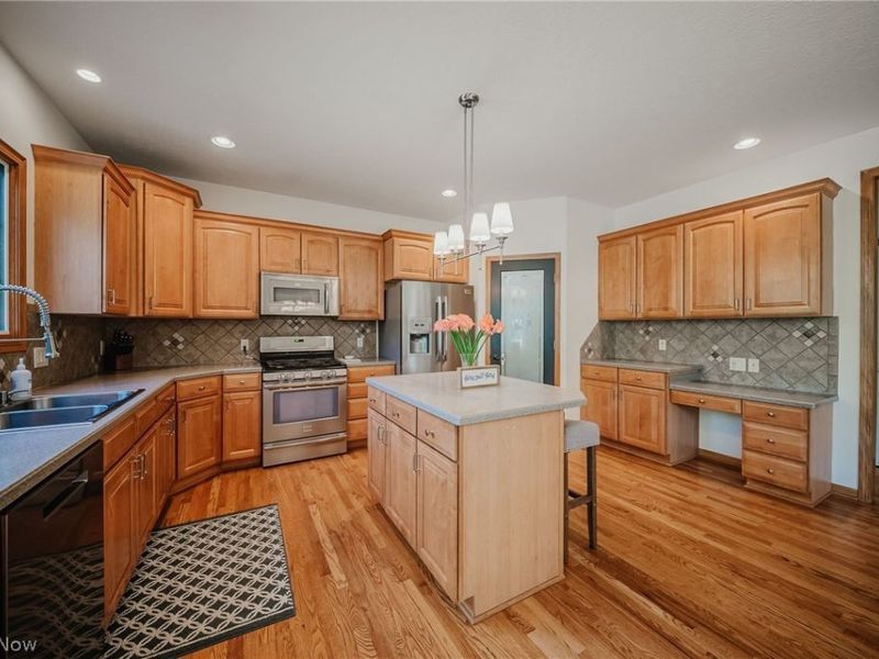 5573 Nettlecreek Avenue NW, Massillon, OH 44646 Photo 9
