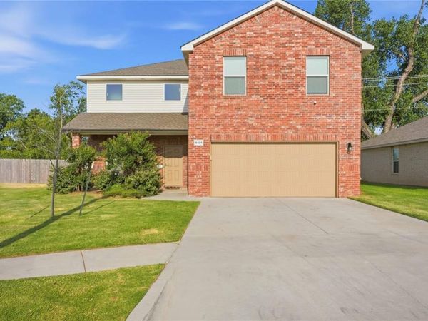 4421 Palmetto Bluff Drive, Mustang, OK 73064