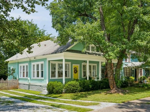 1739 Lyle Avenue, College Park, GA 30337