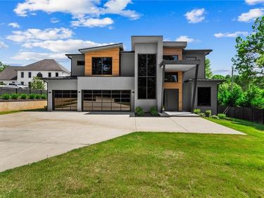 5 Whitehead Road, Buford, GA 30518