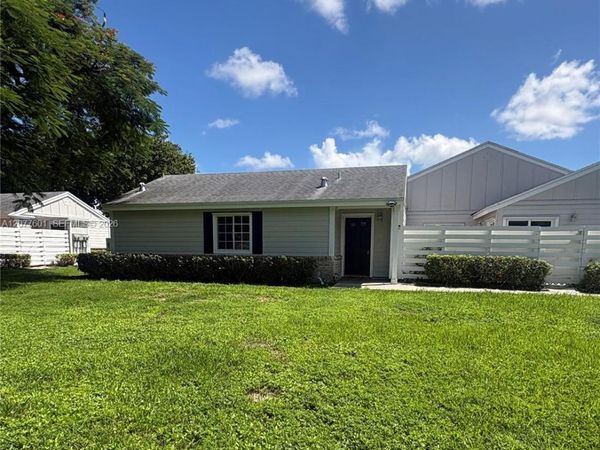 13796 SW 149th Cir Ln, Unit 1-70, Miami, FL 33186