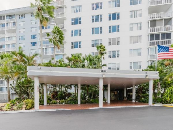 3800 Hillcrest Dr, Unit 412, Hollywood, FL 33021