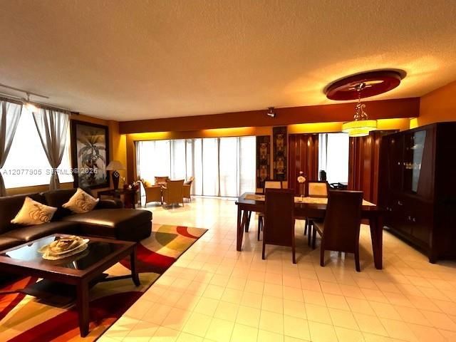 3800 Hillcrest Dr, Unit 412, Hollywood, FL 33021 Photo