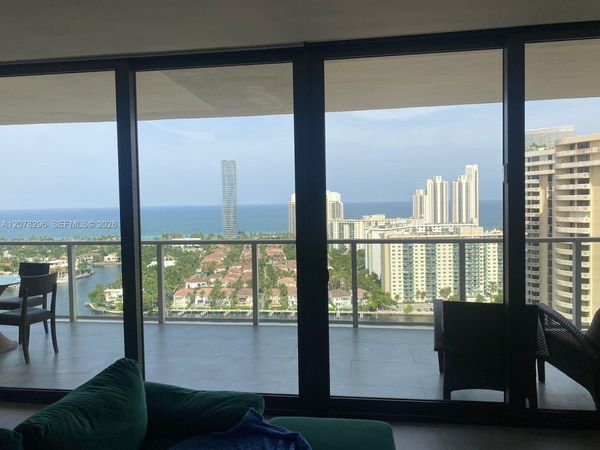 19500 Turnberry Way, Unit 25F, Aventura, FL 33180