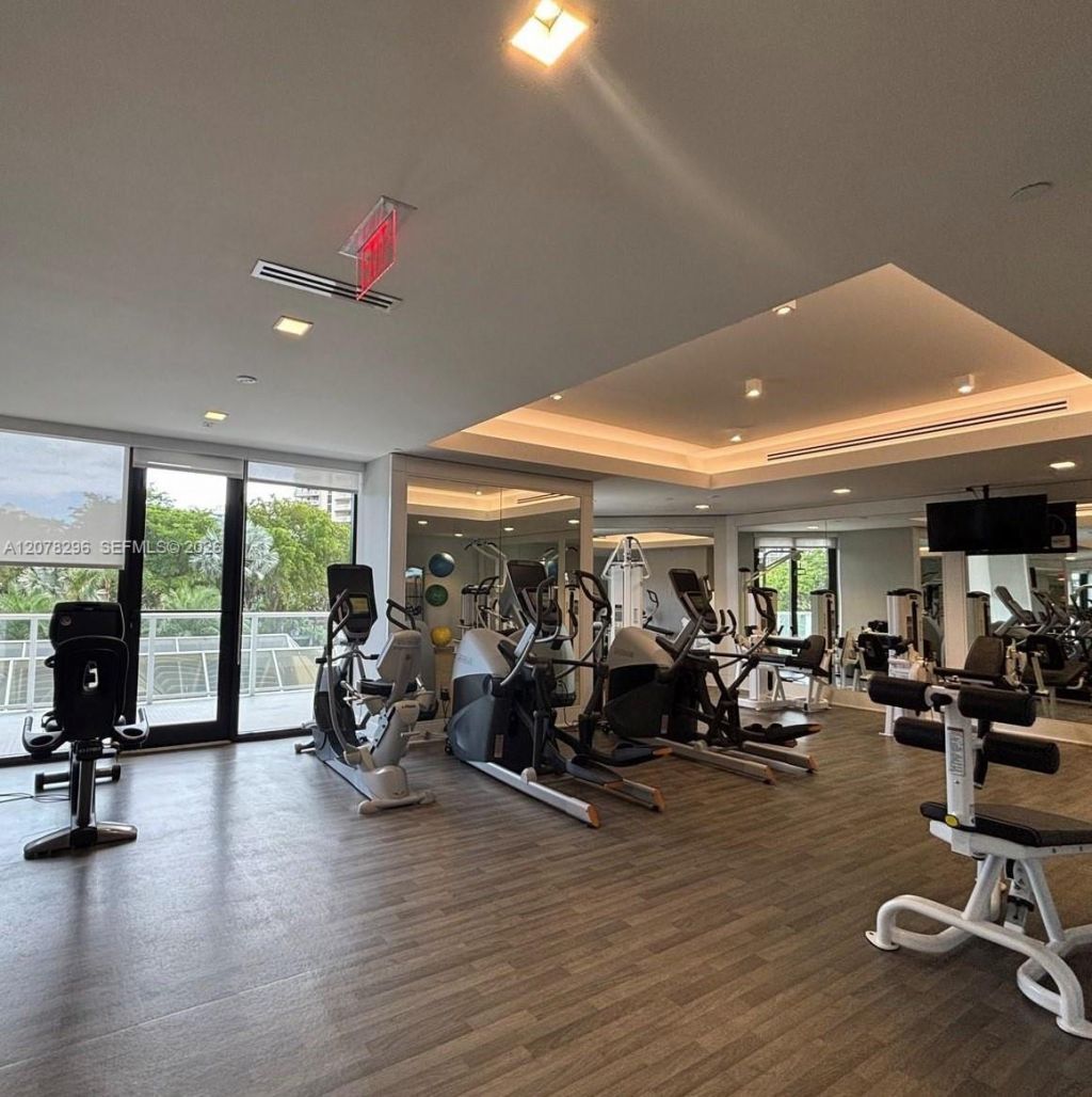 19500 Turnberry Way, Unit 25F, Aventura, FL 33180 Photo