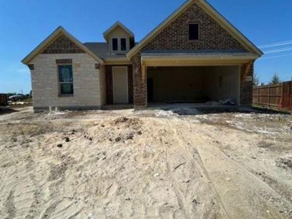 3402 Helena Street, Gainesville, TX 76240