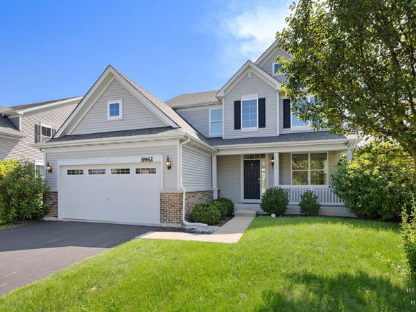 8962 Pearsall Drive , Huntley, IL 60142