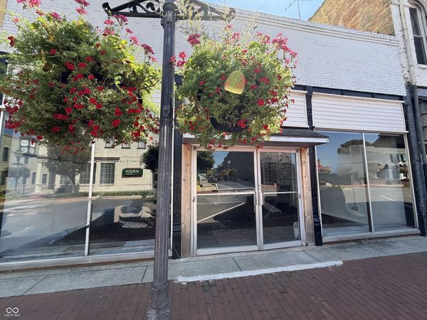 105 W Main Cross Street, Edinburgh, IN 46124