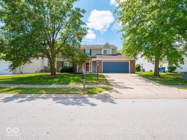 638 Austrian Way , Avon, IN 46123