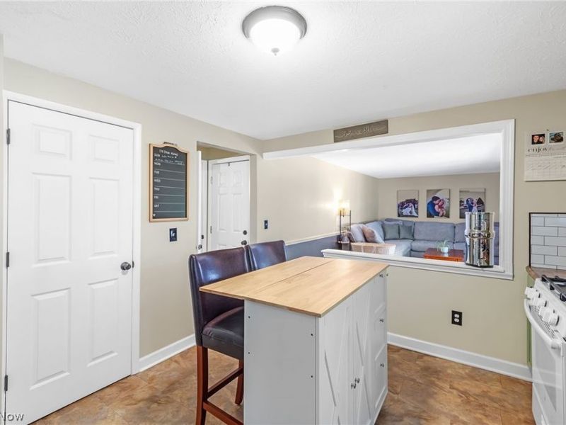 4366 Sunnyview Drive, Uniontown, OH 44685 Photo 13