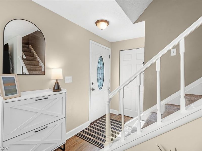 4366 Sunnyview Drive, Uniontown, OH 44685 Photo 3