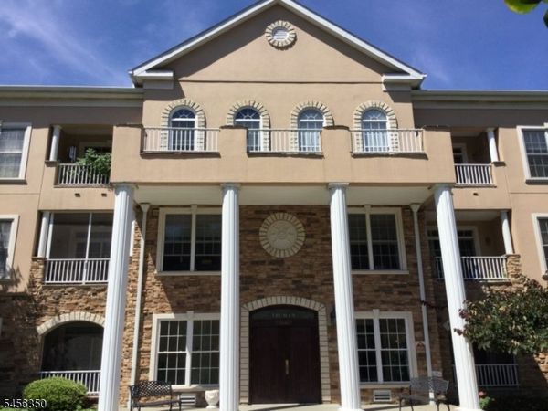 1306 Carter Dr, Rockaway, NJ 07866