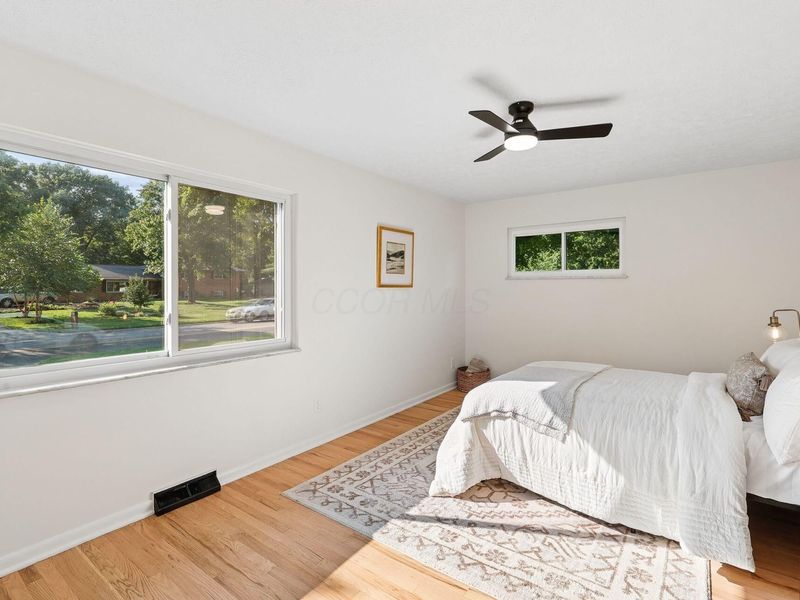 1550 Noe Bixby Road , Columbus, OH 43232 Photo 16