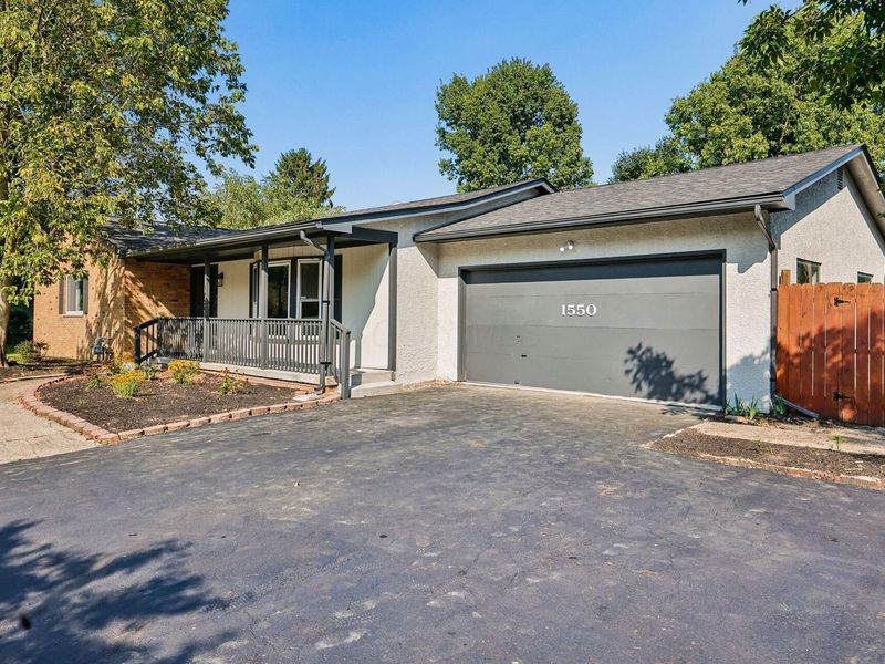 1550 Noe Bixby Road , Columbus, OH 43232 Photo 2