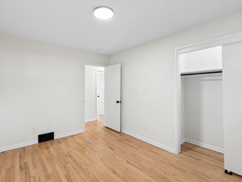 1550 Noe Bixby Road , Columbus, OH 43232 Photo 23