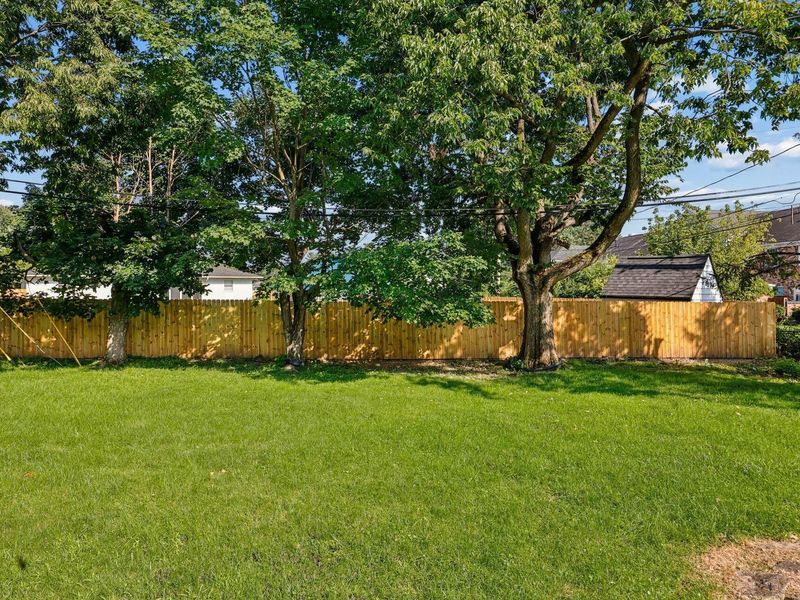 1550 Noe Bixby Road , Columbus, OH 43232 Photo 42