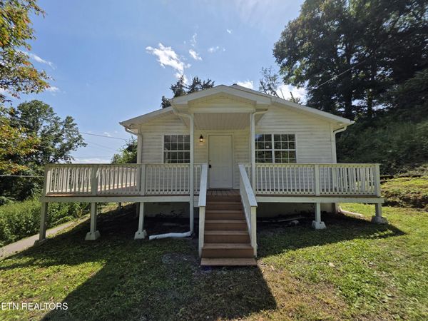 1115 Back Valley Rd, LaFollette, TN 37766