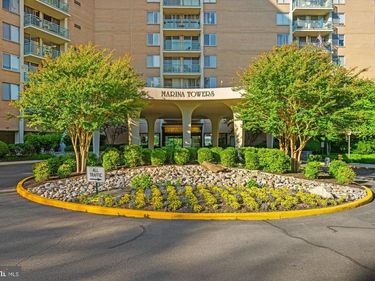 501 SLATERS LANE , Unit 611, ALEXANDRIA, VA 22314