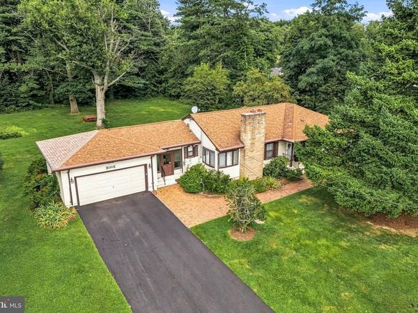 805 N LENOLA ROAD, MOORESTOWN, NJ 08057