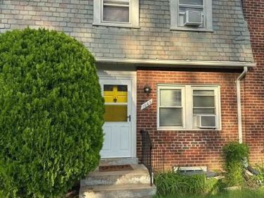 1049 N MONROE STREET , ARLINGTON, VA 22201