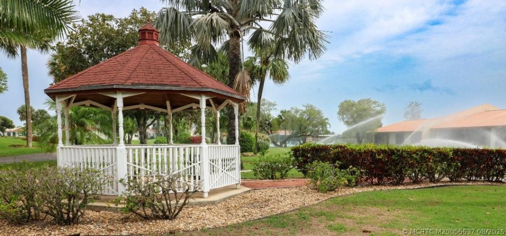 5433 SE Miles Grant Road, Unit E-205, Stuart, FL 34997 Photo