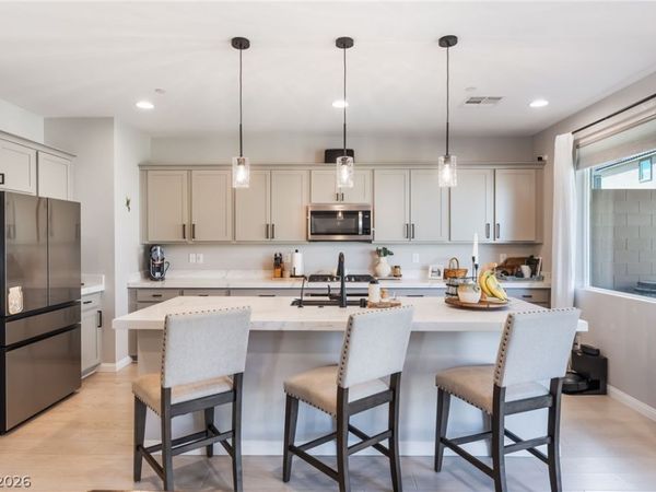 10400 Sadie Blake Avenue, Las Vegas, NV 89166